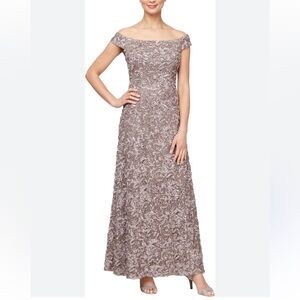 Alex Evenings Off-the-Shoulder A-Line Maxi Dress,‎ Size 8
